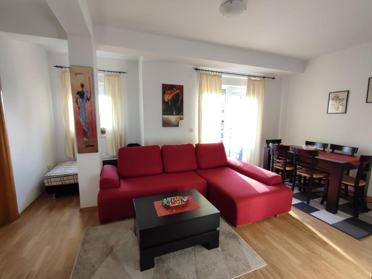 Appartement Apartman Ana à Gradiška Extérieur photo