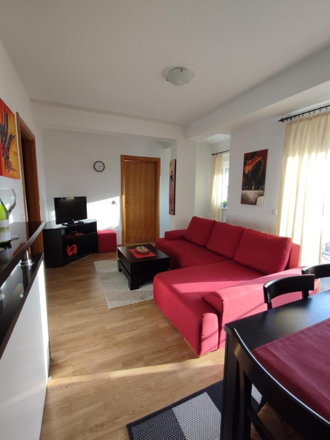 Appartement Apartman Ana à Gradiška Extérieur photo